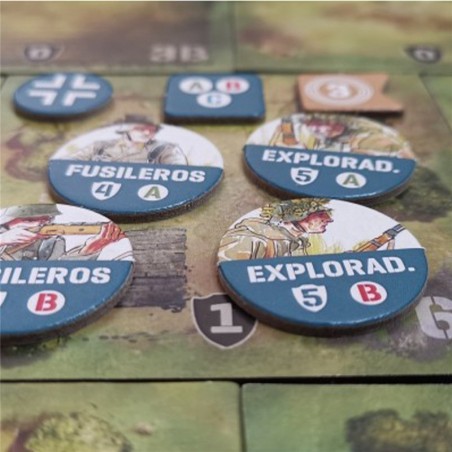 Imagen de las fichas del juego de mesa Undaunted Normandy.