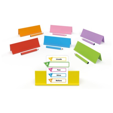 Components of the cooperative word game Just One by Asmodee.