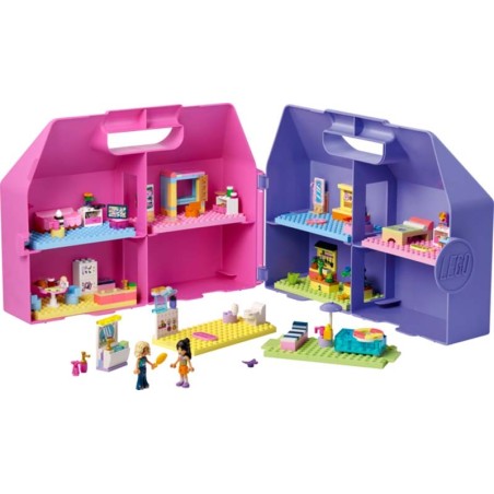 Creative dollhouse suticase.