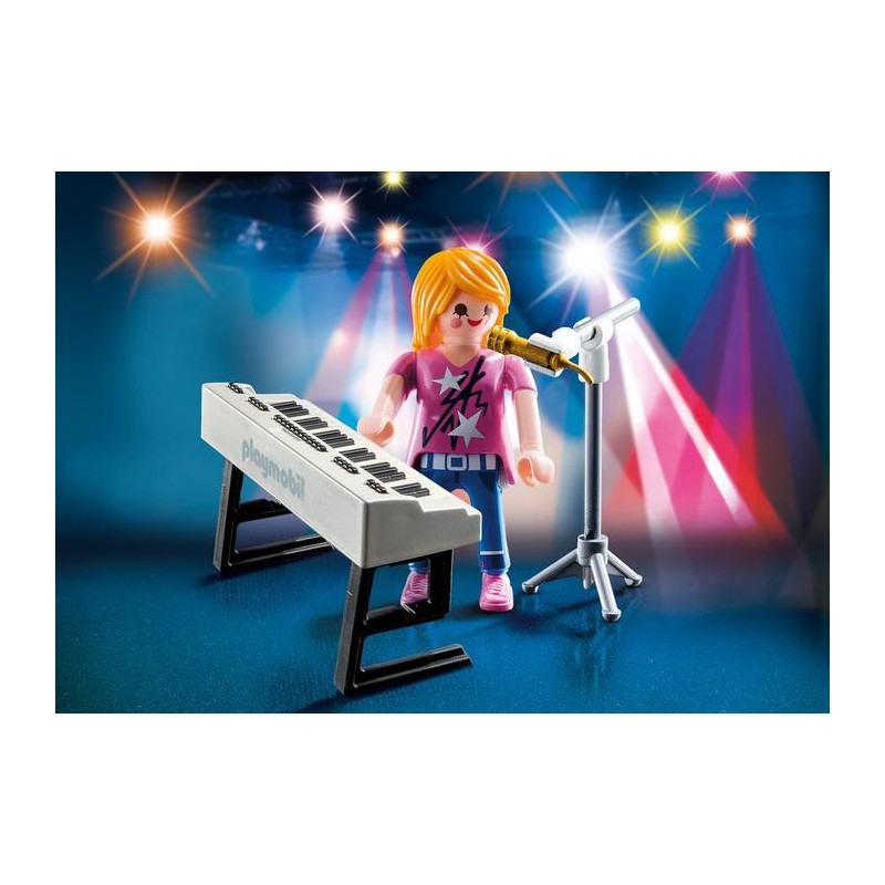 Cantante con órgano.