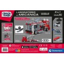 Laboratorio de mecánica. Camión de bomberos.
